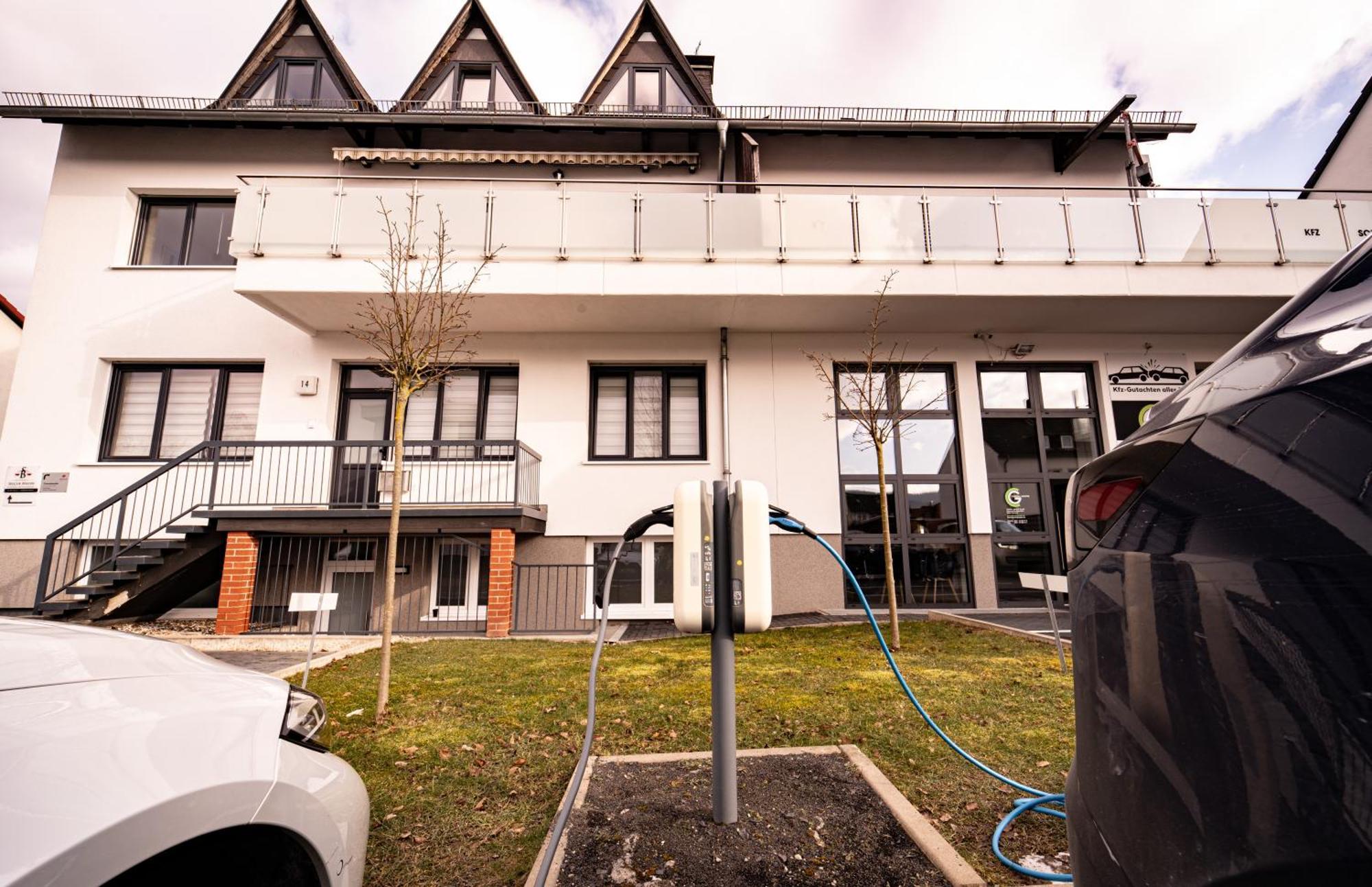 Ferienwohnung Mit Ladesaeule In Kassel Harleshausen Exterior foto